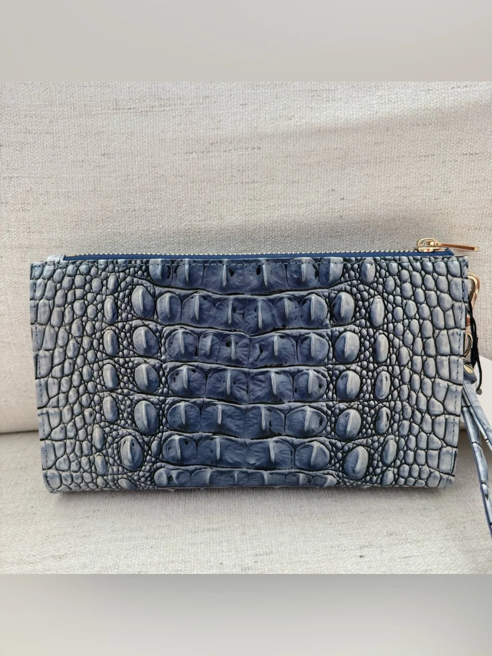 Brahmin Daisy Clutch Wristlet Bellbottom Blue Ombre Melbourne Leather